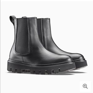 Koio Chelsea Boots in Nero